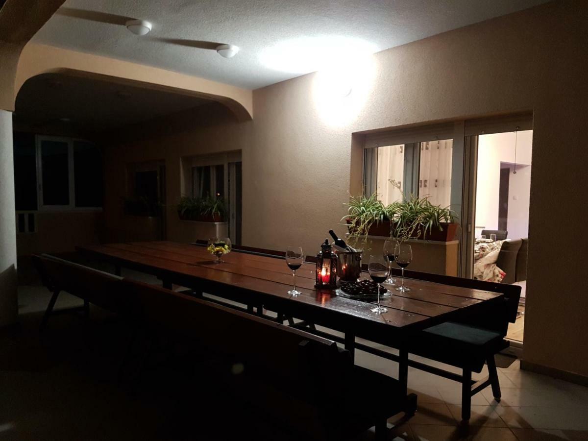 Villa Ana Maria Kamen Bagian luar foto