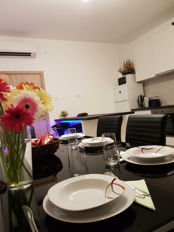 Villa Ana Maria Kamen Bagian luar foto