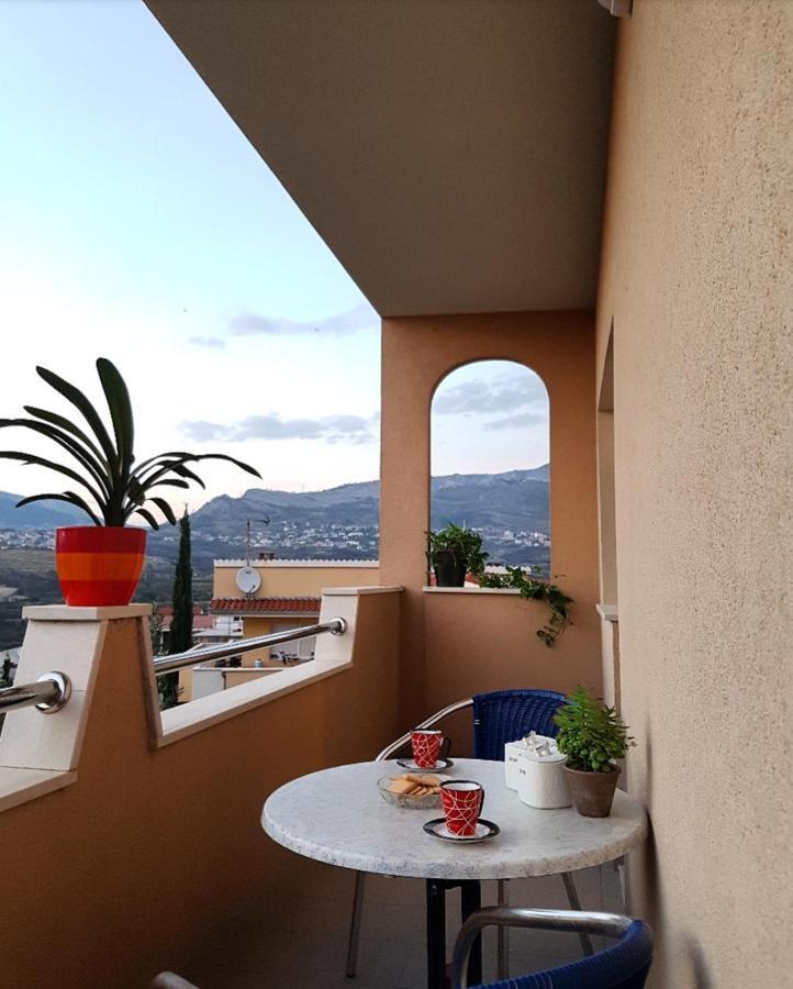 Villa Ana Maria Kamen Bagian luar foto